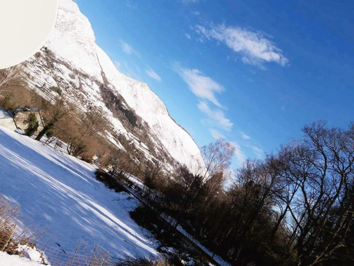 Le Chalet Bun Bagian luar foto