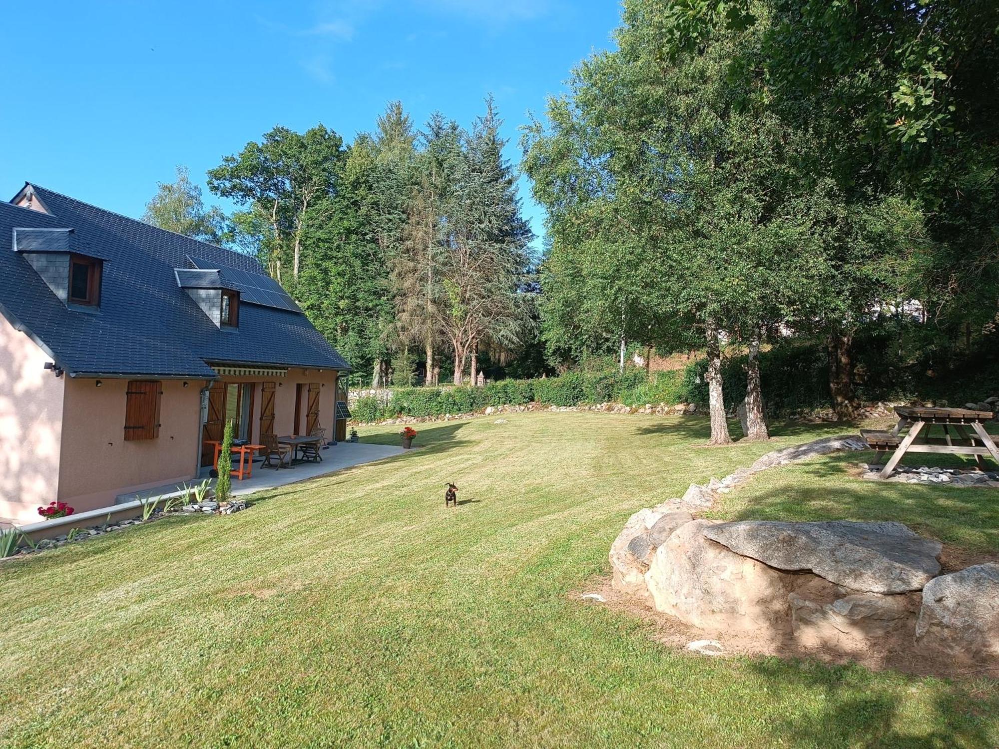 Le Chalet Bun Bagian luar foto